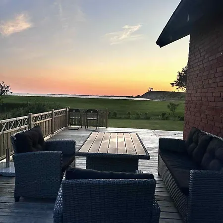 Brolokken Holiday home